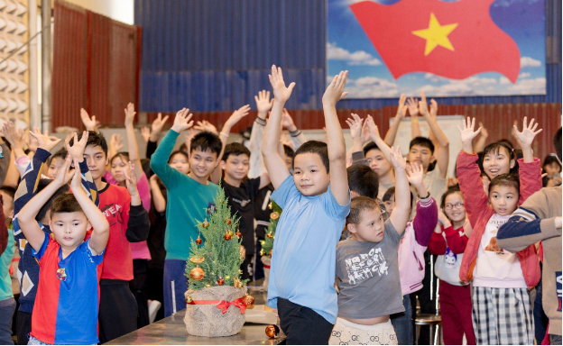 &ldquo;Chị ơi, em ngoan rồi&rdquo; v&agrave; niềm vui của những em b&eacute; đặc biệt- Ảnh 13.