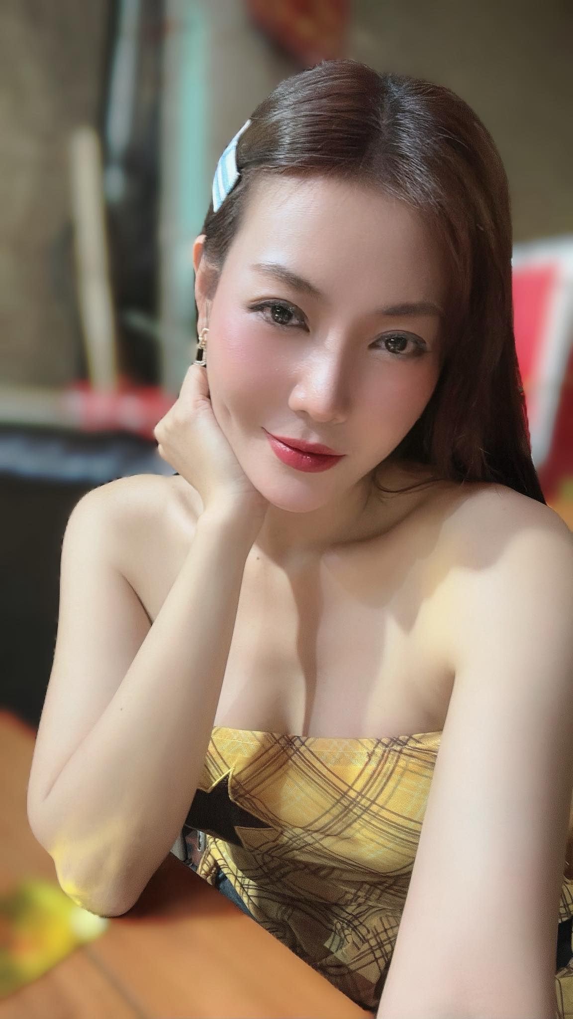 Mẹ đơn th&acirc;n l&agrave; mỹ nh&acirc;n phim giờ v&agrave;ng VTV, ng&agrave;y c&agrave;ng gợi cảm sau ly h&ocirc;n, nhiều người theo đuổi- Ảnh 5.