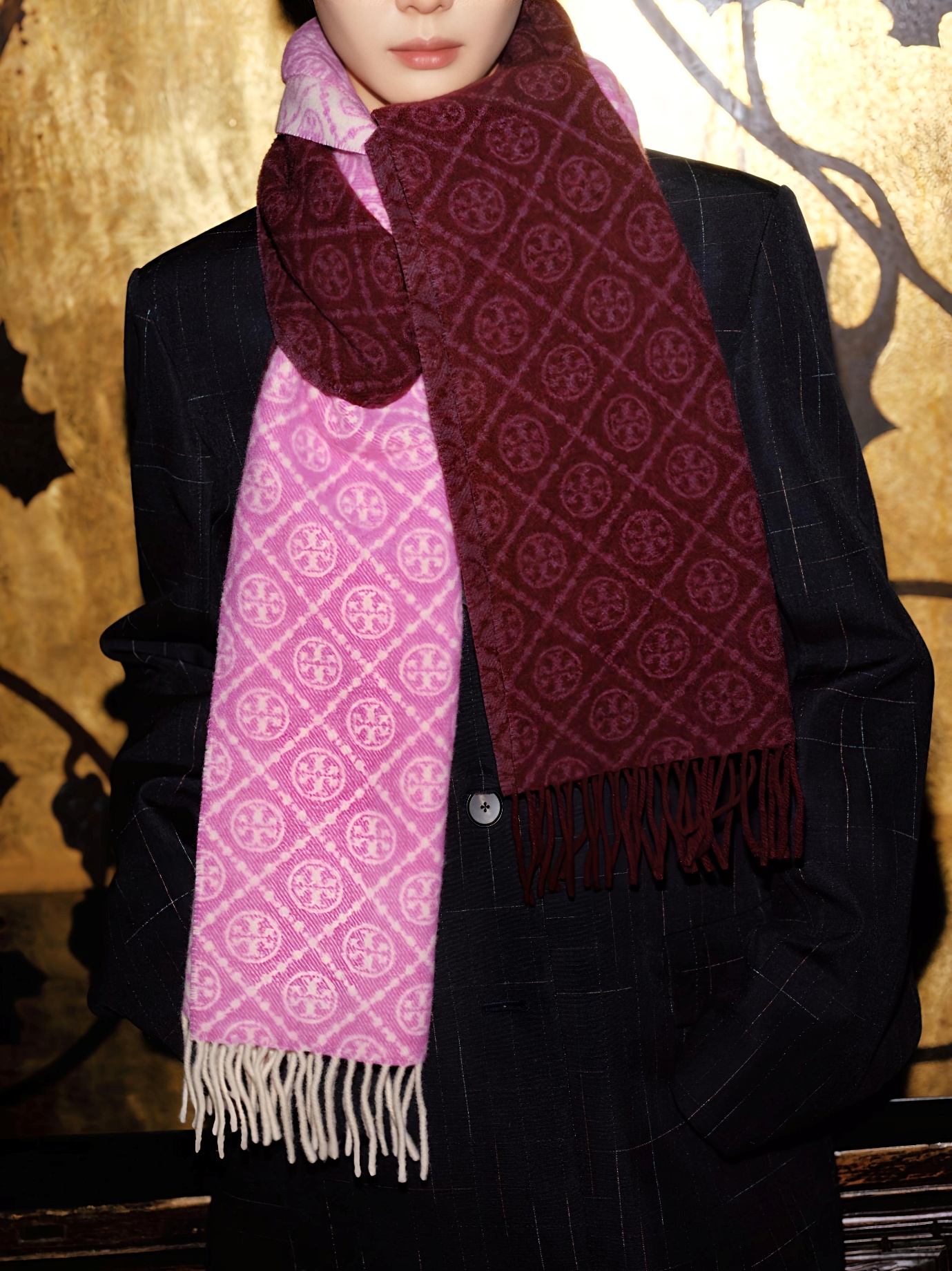 Đ&oacute;n năm B&iacute;nh Ngọ, Tory Burch giới thiệu BST t&uacute;i x&aacute;ch nhiều mẫu &ldquo;m&atilde;&rdquo;- Ảnh 3.