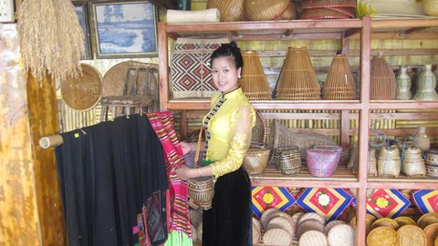 Duyên dáng điệu Xòe hoa - Mường Lò vào mùa trẩy hội - Ảnh 6.