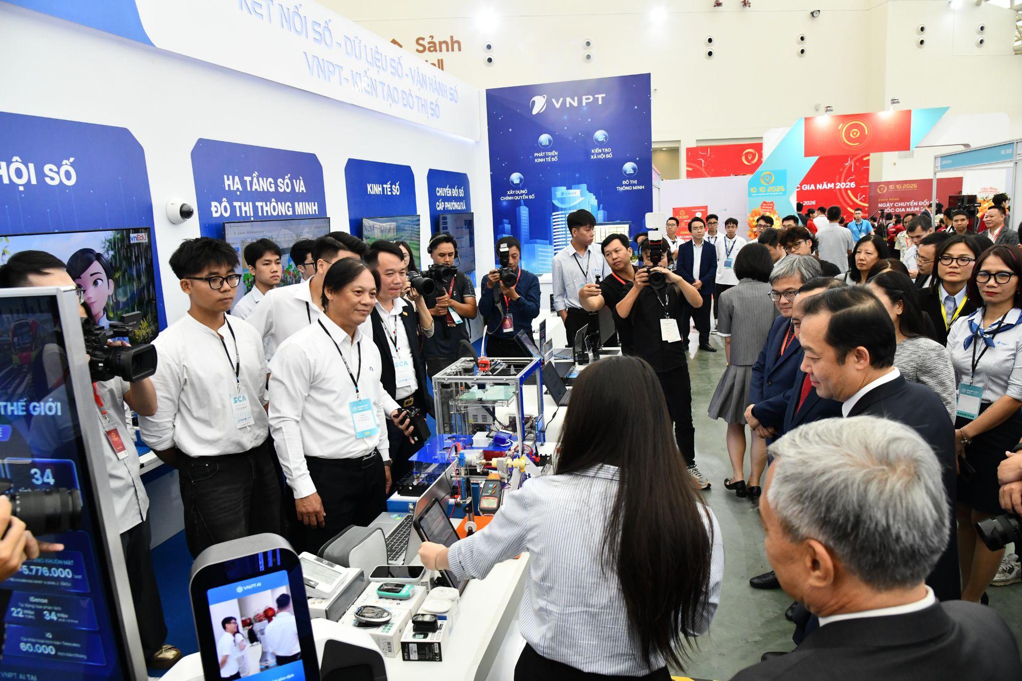 Từ AI đến thiết bị UAV: Công nghệ VNPT hiện diện trong nhiều lĩnh vực - Ảnh 1.