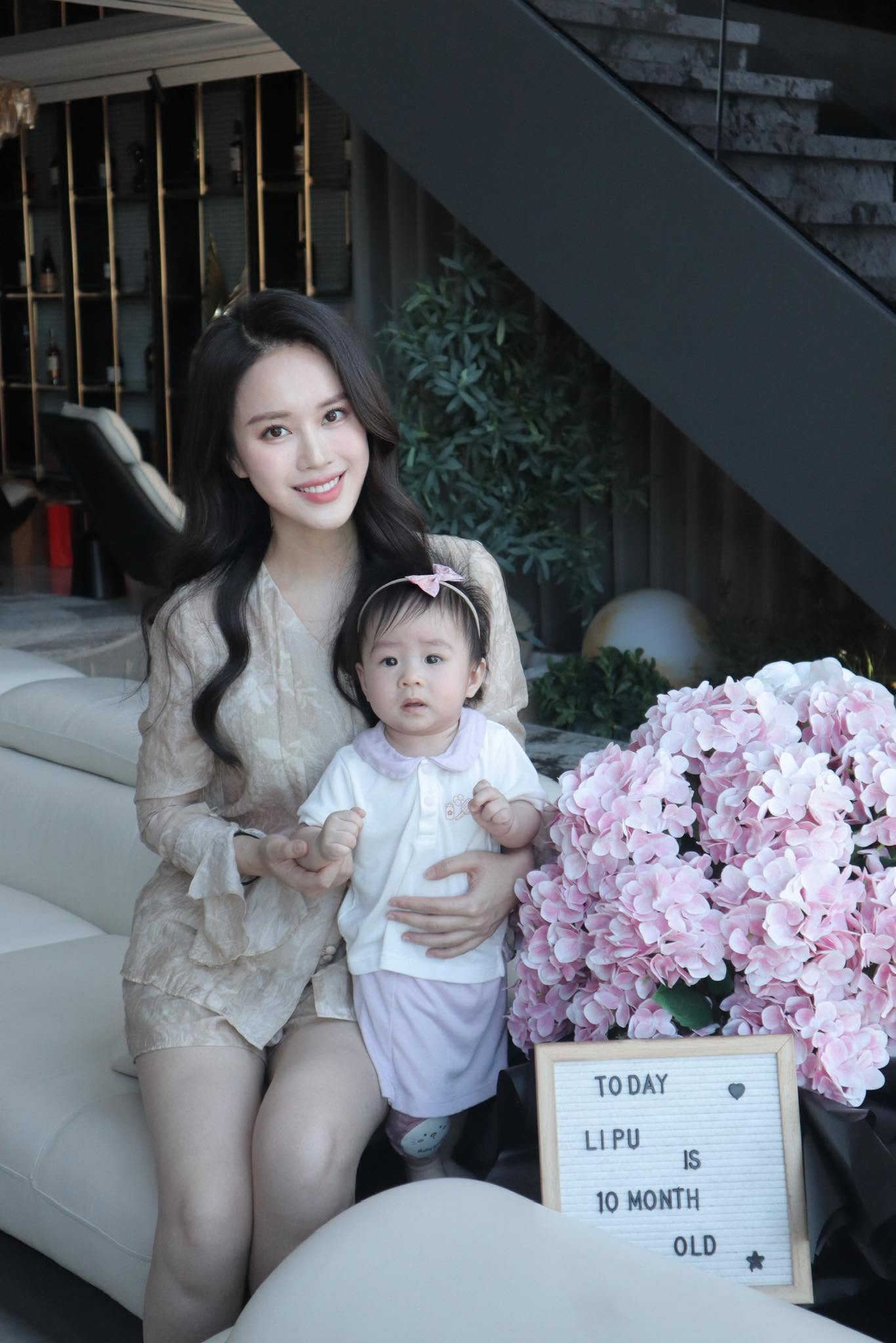 MC Ngô Mai Phương khoe khoảnh khắc con trai cưng chiều, nhường nhịn em gái: Mới hơn 2 tuổi đã ra dáng anh lớn trong nhà- Ảnh 9.