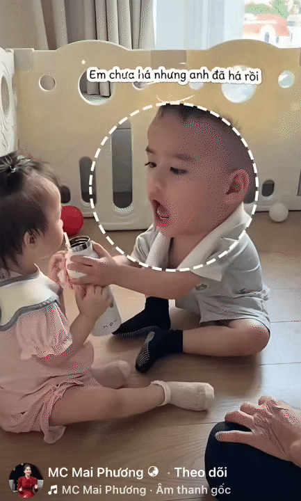 MC Ngô Mai Phương khoe khoảnh khắc con trai cưng chiều, nhường nhịn em gái: Mới hơn 2 tuổi đã ra dáng anh lớn trong nhà- Ảnh 6.
