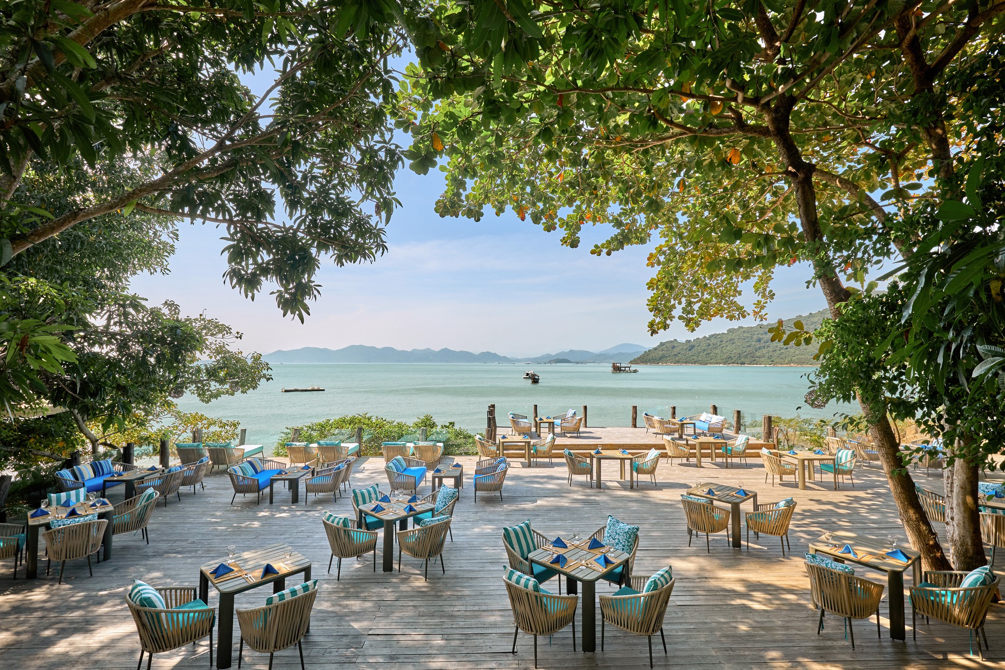 Vịnh Ninh V&acirc;n: Dấu ấn của một điểm đến Việt tr&ecirc;n bản đồ nghỉ dưỡng Ch&acirc;u &Aacute;- Ảnh 2.