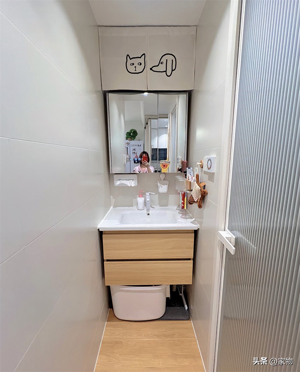 Căn hộ cũ 37m² ở trung tâm thành phố: Chia đôi phòng khách làm thêm phòng ngủ, gia đình 3 người vẫn sống thoải mái - Ảnh 8.