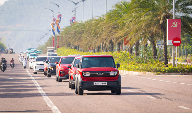 Đi dịch vụ, vượt đ&egrave;o, xuy&ecirc;n Việt: Xe VinFast &ldquo;bền sức&rdquo; đến đ&acirc;u?- Ảnh 2.