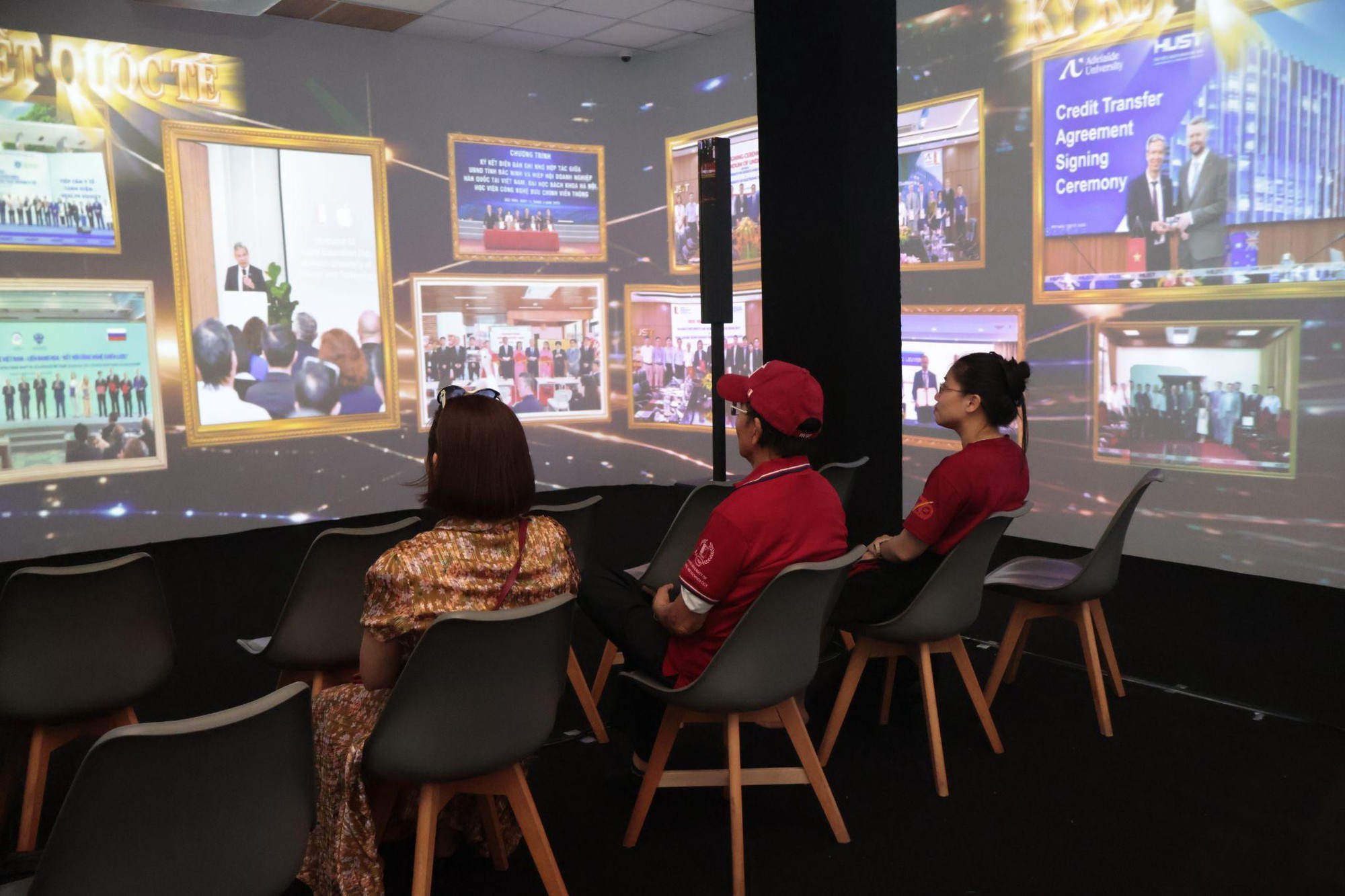 CETECH mang Projection Mapping 360° đến triển lãm 70 năm Đại học Bách khoa Hà Nội- Ảnh 4.