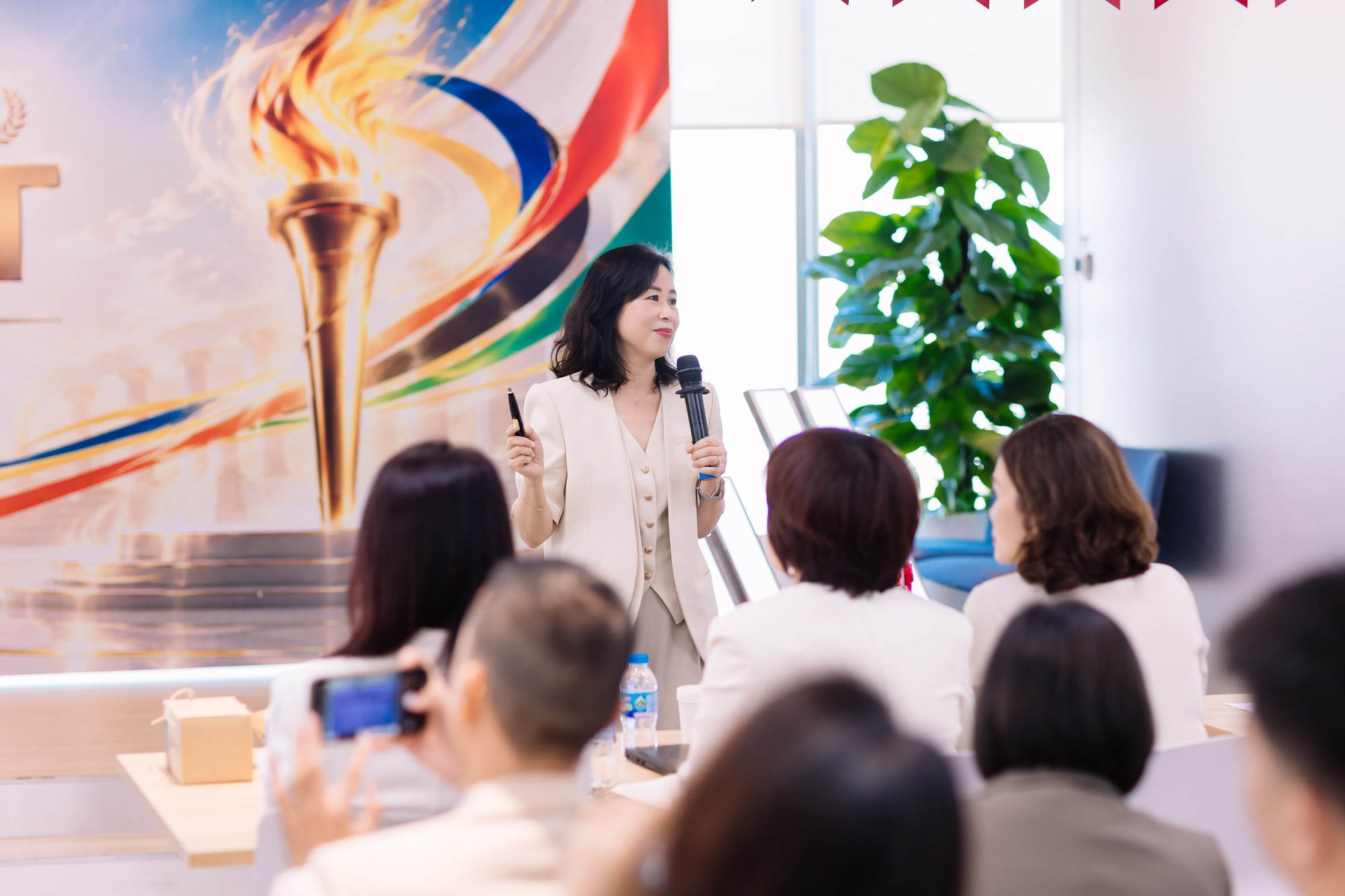 Bản lĩnh mở lối, di sản tiếp nối: C&acirc;u chuyện của những doanh chủ tại AIA Việt Nam- Ảnh 4.