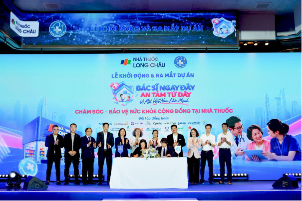 Long Châu cùng Hội Thầy thuốc trẻ Việt Nam, 16 hãng dược đa quốc gia hợp lực đưa bác sĩ đến gần người dân - Ảnh 1.