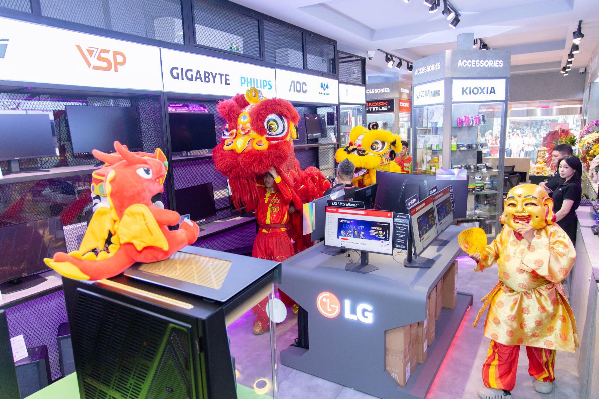 MYGEAR mở rộng điểm chạm khách hàng từ online đến showroom- Ảnh 1.