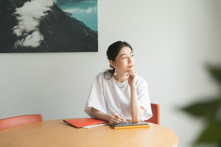 Sau tuổi 50, có tiền đến đâu cũng đừng vung tay vào 5 thứ này: Nhiều người càng mua càng thấy tuổi già thiếu an toàn - Ảnh 3.