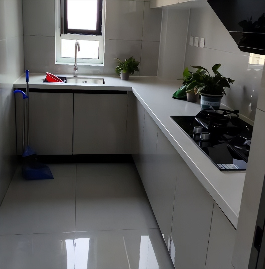 Nghỉ hưu mới nhận ra dọn nh&agrave; kh&ocirc;ng cần chăm chỉ: 6 mẹo gi&uacute;p phụ nữ 60 tuổi giữ nh&agrave; sạch m&agrave; mỗi ng&agrave;y chưa đến 1 giờ - Ảnh 3.
