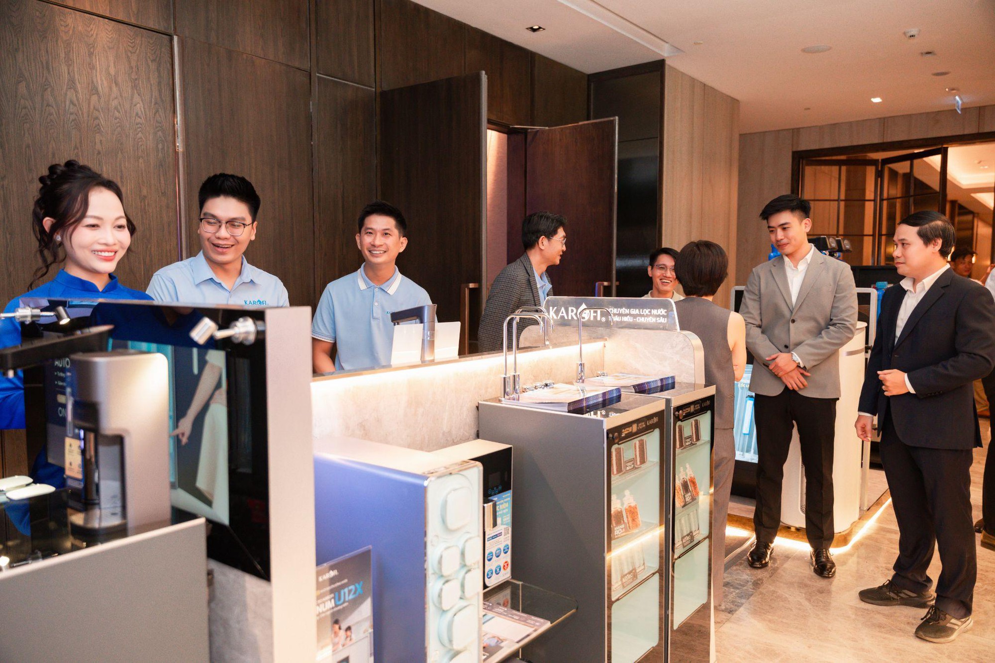 Karofi tiếp tục mở rộng hợp tác chiến lược cùng Điện Máy Xanh - Ảnh 1.