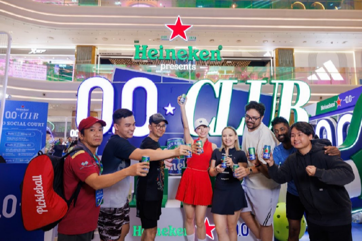 HURRYKNG và Roos Van Reek nhập cuộc hội dân chơi kết nối khi bất ngờ xuất hiện tại Heineken 0.0 CLUB - Ảnh 14.