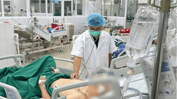 TP.HCM: Ca viêm hô hấp tăng 64% trong một tuần, cảnh báo bùng dịch cúm A- Ảnh 2.