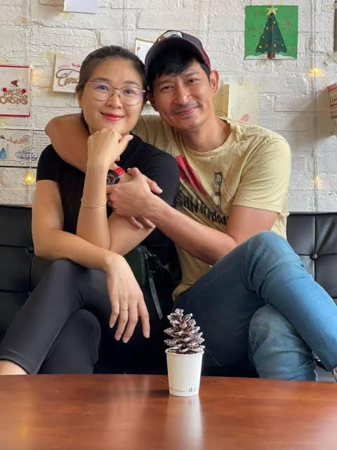 Huy Khánh sau hơn 3 năm ly hôn Mạc Anh Thư: "Đến lúc ngừng hy vọng vào những điều không còn phù hợp"- Ảnh 2.