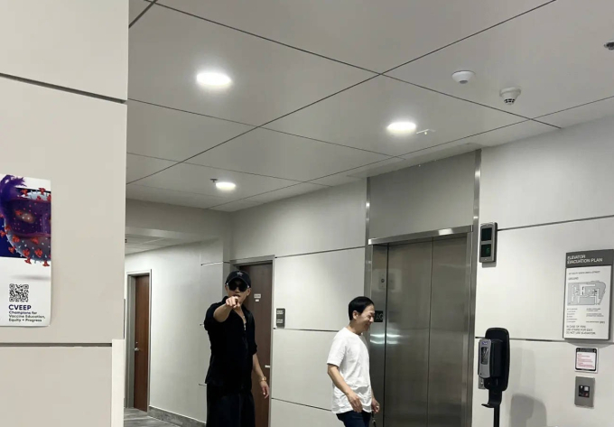 Nàng thơ bí mật sinh con cho chủ tịch showbiz lộ diện khoe dáng "như chưa từng có cuộc đi đẻ!"- Ảnh 8.