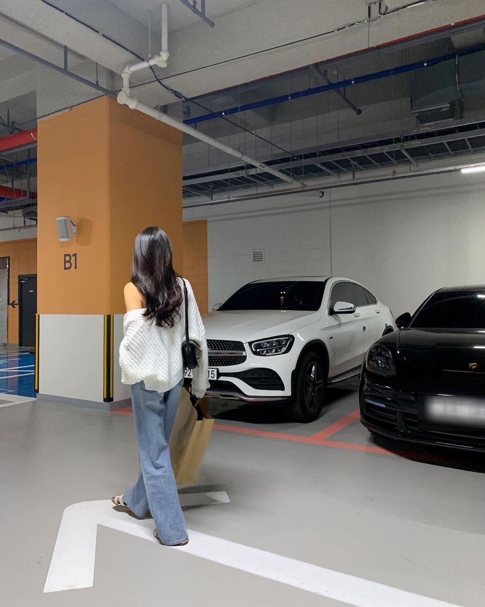 Vợ chồng ở Hà Nội thu nhập 45 triệu mua ô tô 700 triệu: Hơn 1 năm sau phải quay lại đi xe máy vì một lý do- Ảnh 3.