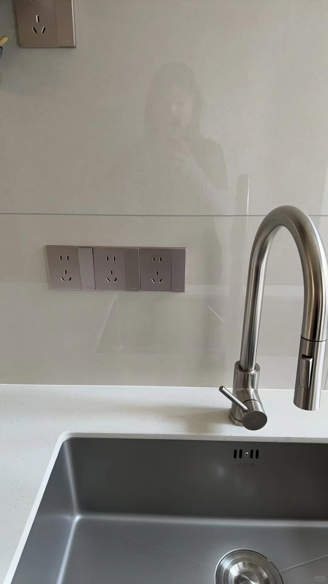 Mua đồ dùng trong bếp tuyệt đối nhớ: 3 thứ không nên đặt, 3 món đừng ham rẻ và 3 khoản đáng chi- Ảnh 2.