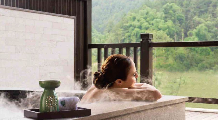 Tái tạo sức khỏe từ thiên nhiên: Đặc quyền khoáng nóng tự nhiên 365 ngày tại đô thị Sun Group Nam Nha Trang - Ảnh 1.