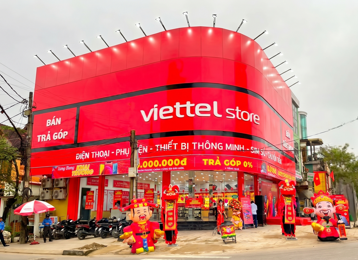 Ưu đ&atilde;i tới 18 triệu đồng khi đặt trước iPhone Duo tại Viettel Store- Ảnh 2.