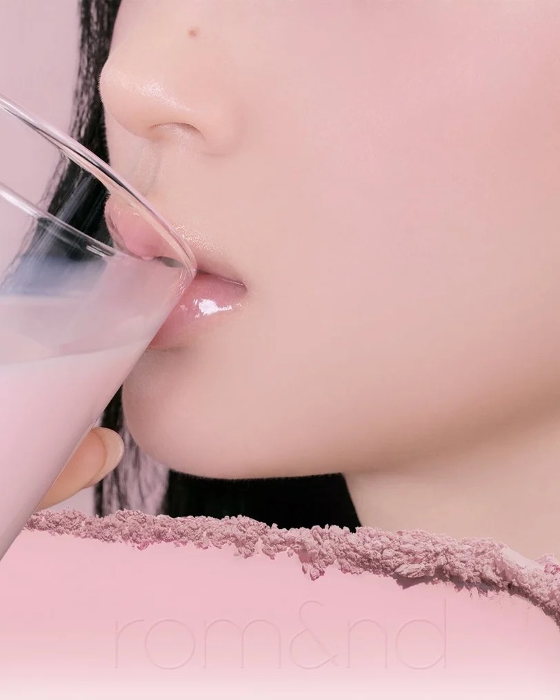 Anti-Blush: kiểu đánh má hồng nhẹ như không nhưng giúp gương mặt trông thanh thoát - Ảnh 4.
