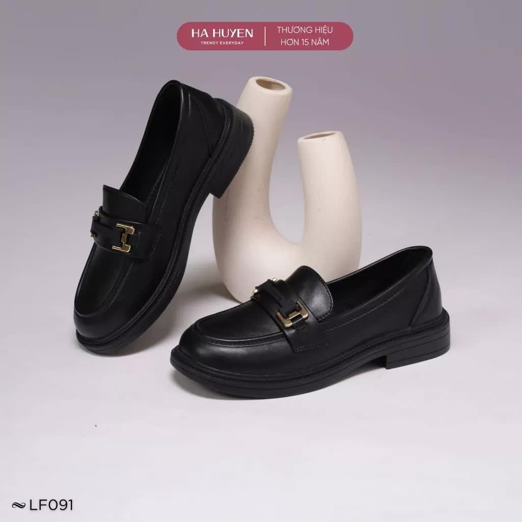 Gi&agrave;y loafer vẫn chưa hạ nhiệt: Diện l&ecirc;n vừa trẻ trung lại vừa sang chảnh chuẩn "old money" - Ảnh 6.