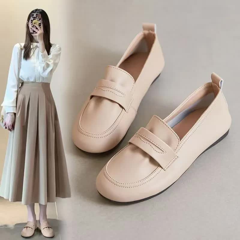 Gi&agrave;y loafer vẫn chưa hạ nhiệt: Diện l&ecirc;n vừa trẻ trung lại vừa sang chảnh chuẩn "old money" - Ảnh 8.