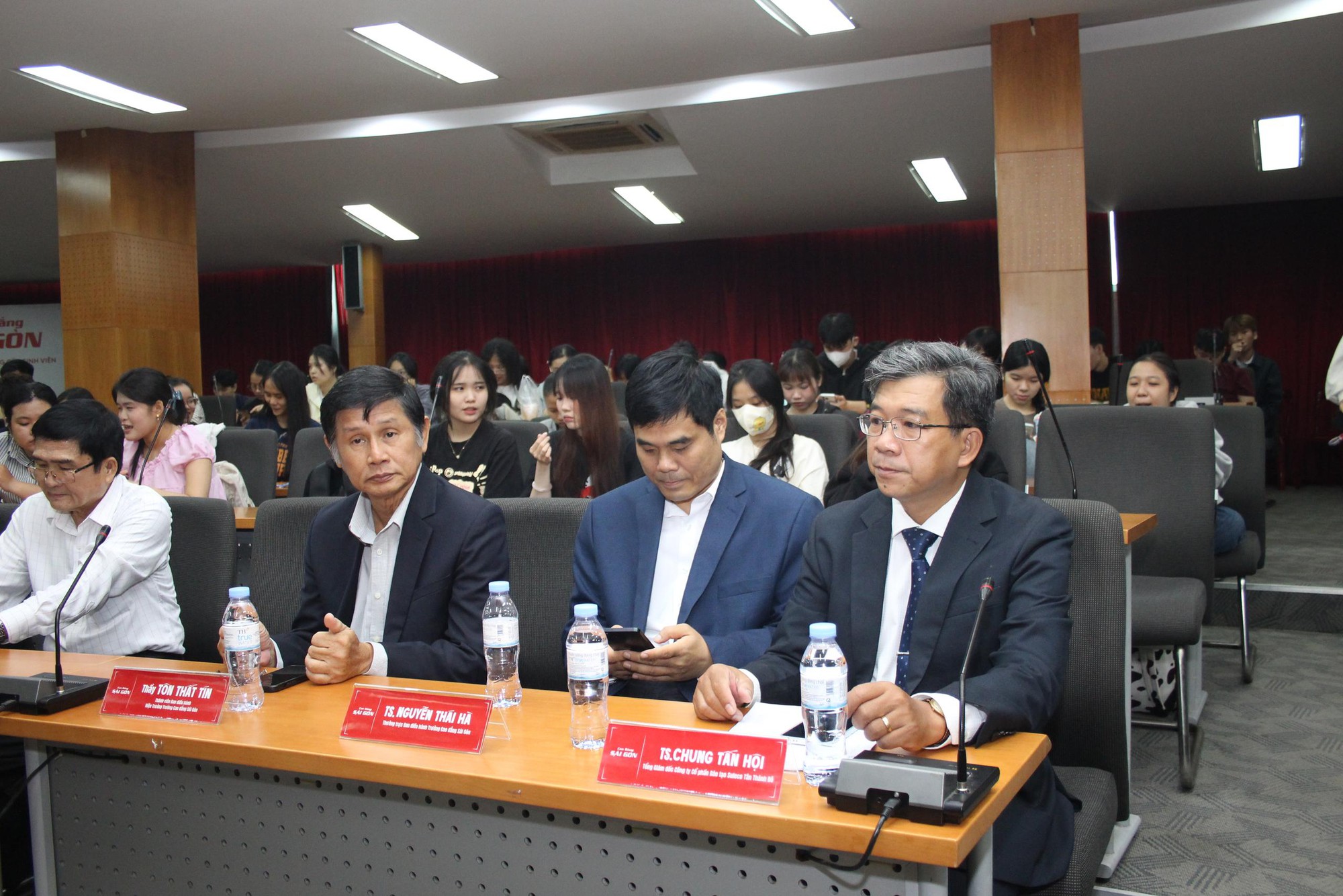 Trung t&acirc;m Đ&agrave;o tạo C&ocirc;ng nghệ &Ocirc; t&ocirc; NSA hợp t&aacute;c chiến lược c&ugrave;ng Trường Cao đẳng S&agrave;i G&ograve;n - Ảnh 1.