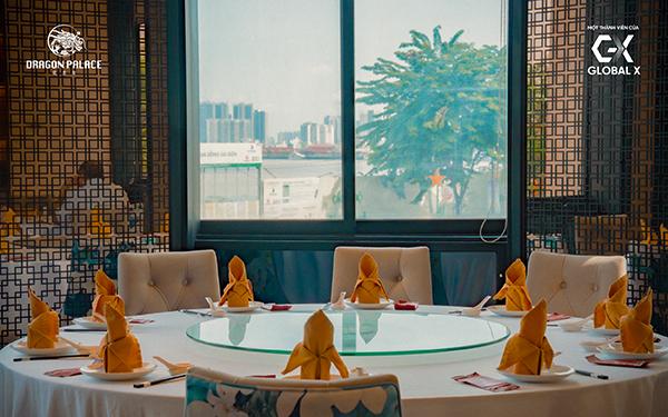Ăn đồ Hoa ngay trung t&acirc;m TP.HCM với gi&aacute; kh&oacute; tin: Vịt quay Bắc Kinh nguy&ecirc;n con chỉ 399.000 đồng, dimsum đồng gi&aacute; 39.000 đồng- Ảnh 6.