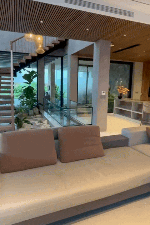 Ng&ocirc;i nh&agrave; 450m2 của vợ chồng H&agrave; Tĩnh như resort thu nhỏ: Khu vườn nhiệt đới bao quanh, cả căn nh&agrave; phủ 70% k&iacute;nh, g&oacute;c n&agrave;o cũng c&oacute; view &ldquo;triệu đ&ocirc;&rdquo;- Ảnh 13.