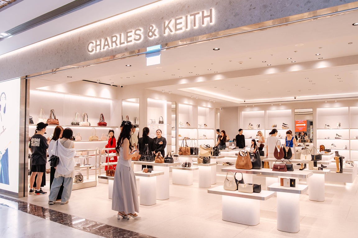 Khi y&ecirc;u thương được gửi trao theo nhiều c&aacute;ch: Vincom mang kh&ocirc;ng kh&iacute; 20/10 rộn r&agrave;ng khắp cả nước- Ảnh 6.