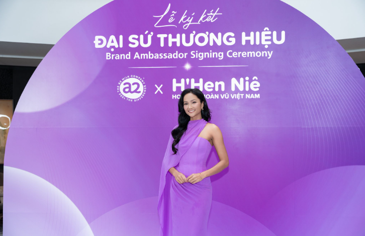 H’Hen Niê trở thành Đại sứ Thương hiệu a2® tại Việt Nam - Ảnh 2.
