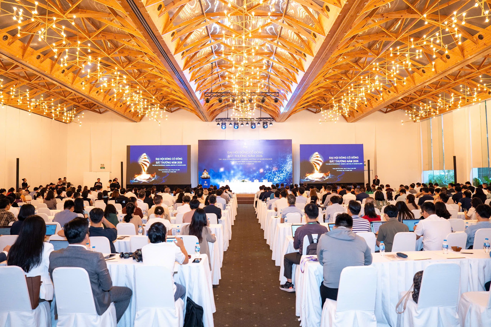 PNJ trình Đại hội đồng cổ đông phương án tái thiết toàn diện, củng cố nền tảng cho giai đoạn phục hồi - Ảnh 1.