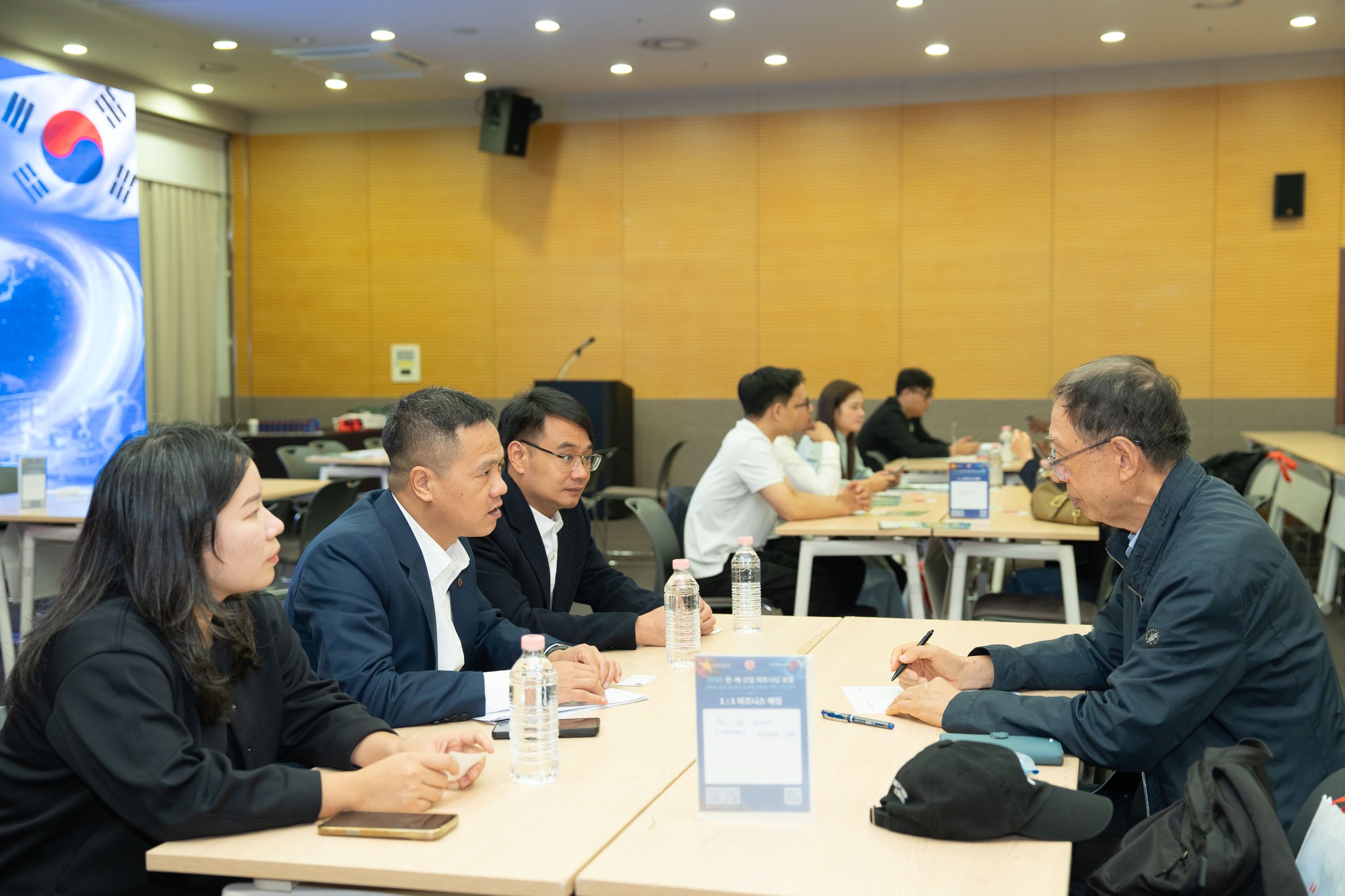 SEDEX 2026: CNCTech kết nối 100 doanh nghiệp b&aacute;n dẫn, c&ocirc;ng nghệ cao H&agrave;n Quốc- Ảnh 3.