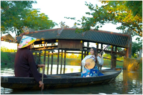 Huế – Miền thương nhớ trong âm nhạc Mai Chung - Ảnh 4.