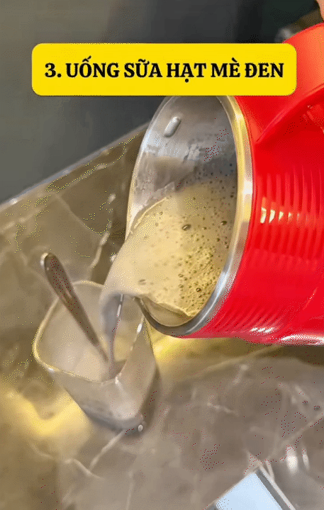 Dưỡng nhan tuổi U40: Muốn da trắng hồng h&agrave;o, m&aacute;i t&oacute;c đen mượt, c&aacute;c chị em n&ecirc;n duy tr&igrave; 4 th&oacute;i quen n&agrave;y- Ảnh 7.