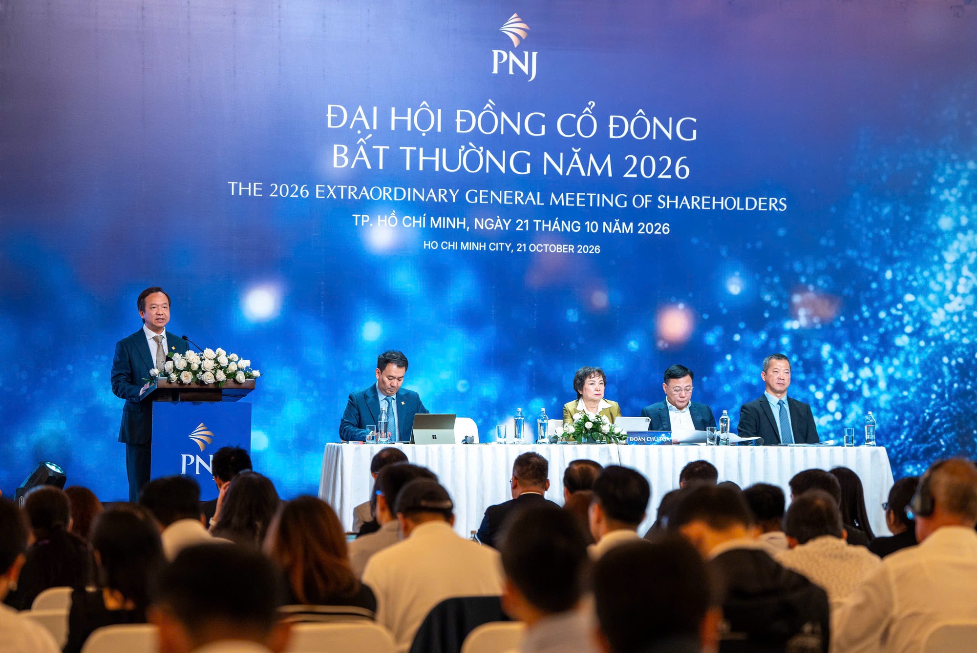 Cổ đông PNJ thông qua tất cả tờ trình tại ĐHĐCĐ bất thường 2026, đồng hành cùng kế hoạch tái thiết khôi phục kinh doanh - Ảnh 1.