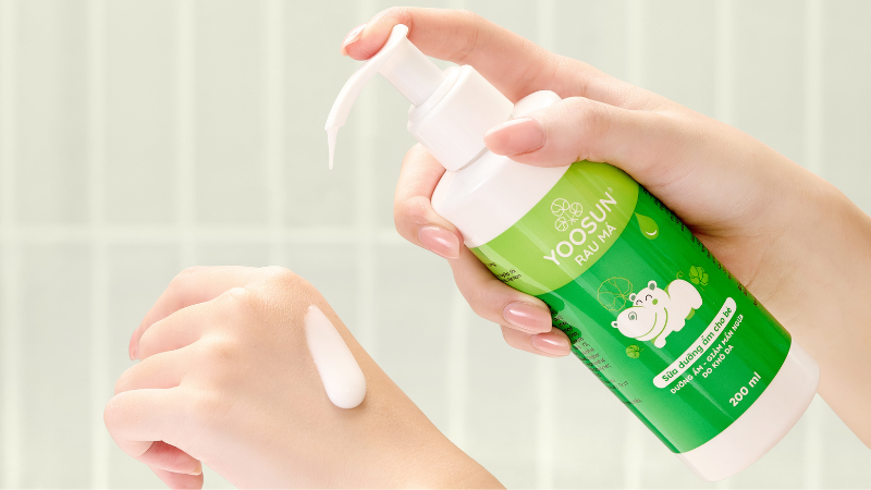 C&aacute;ch chọn sữa dưỡng ẩm cho b&eacute; trong m&ugrave;a hanh kh&ocirc;: Những điều cha mẹ cần biết- Ảnh 2.