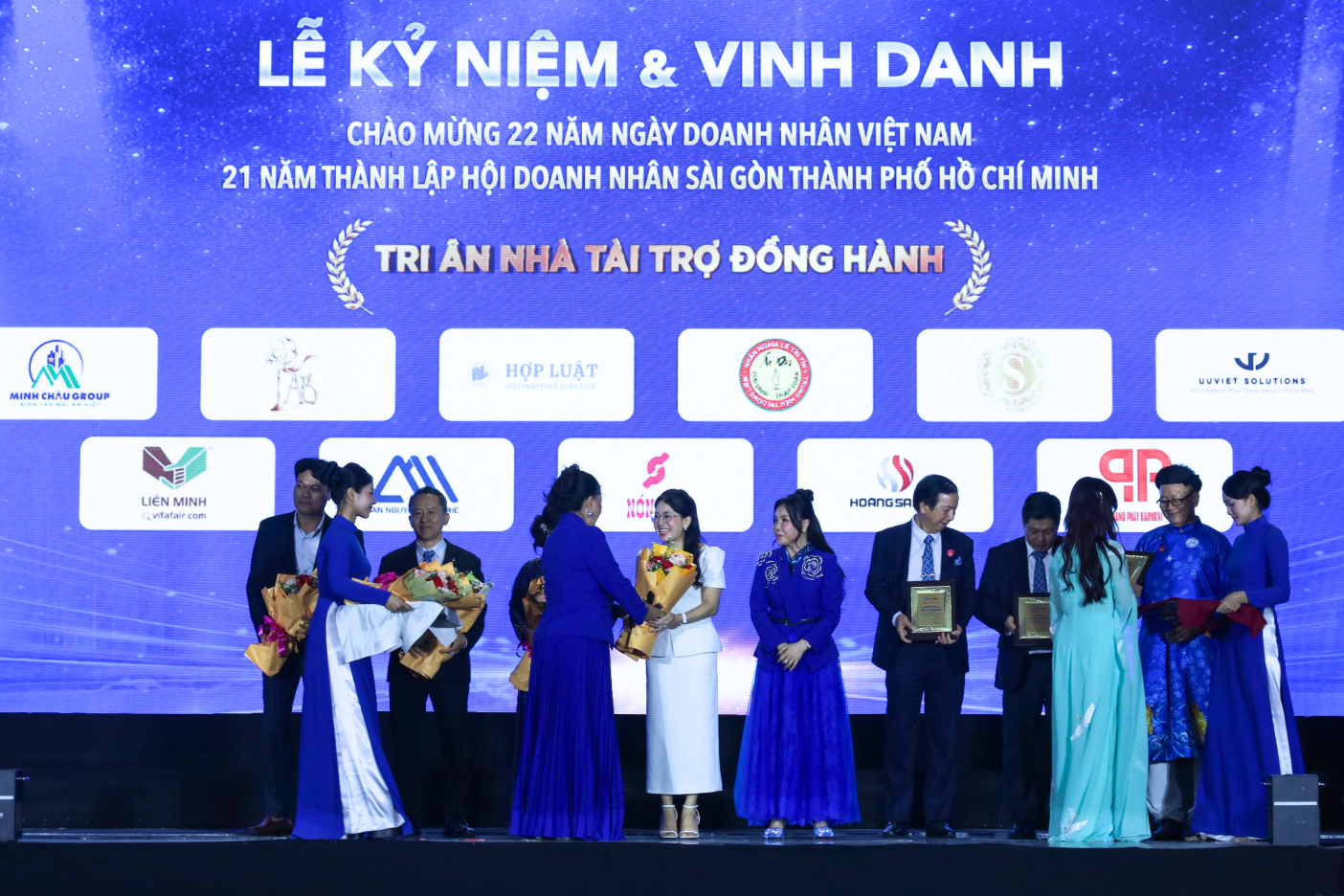 Doanh nhân kiến tạo thương hiệu 2026: Dấu ấn bản lĩnh của nữ CEO Uuviet Solutions- Ảnh 3.