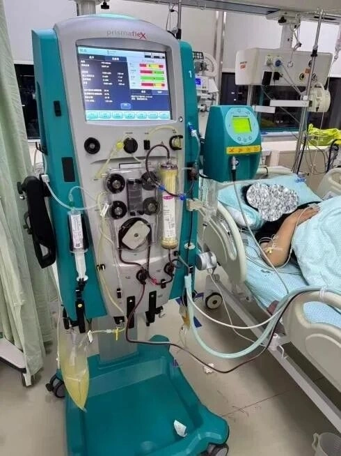 Người phụ nữ 38 tuổi đau bụng dữ dội, m&aacute;u trắng đục như sữa, b&aacute;c sĩ cảnh b&aacute;o nguy&ecirc;n nh&acirc;n từ th&oacute;i quen ăn uống quen thuộc- Ảnh 1.