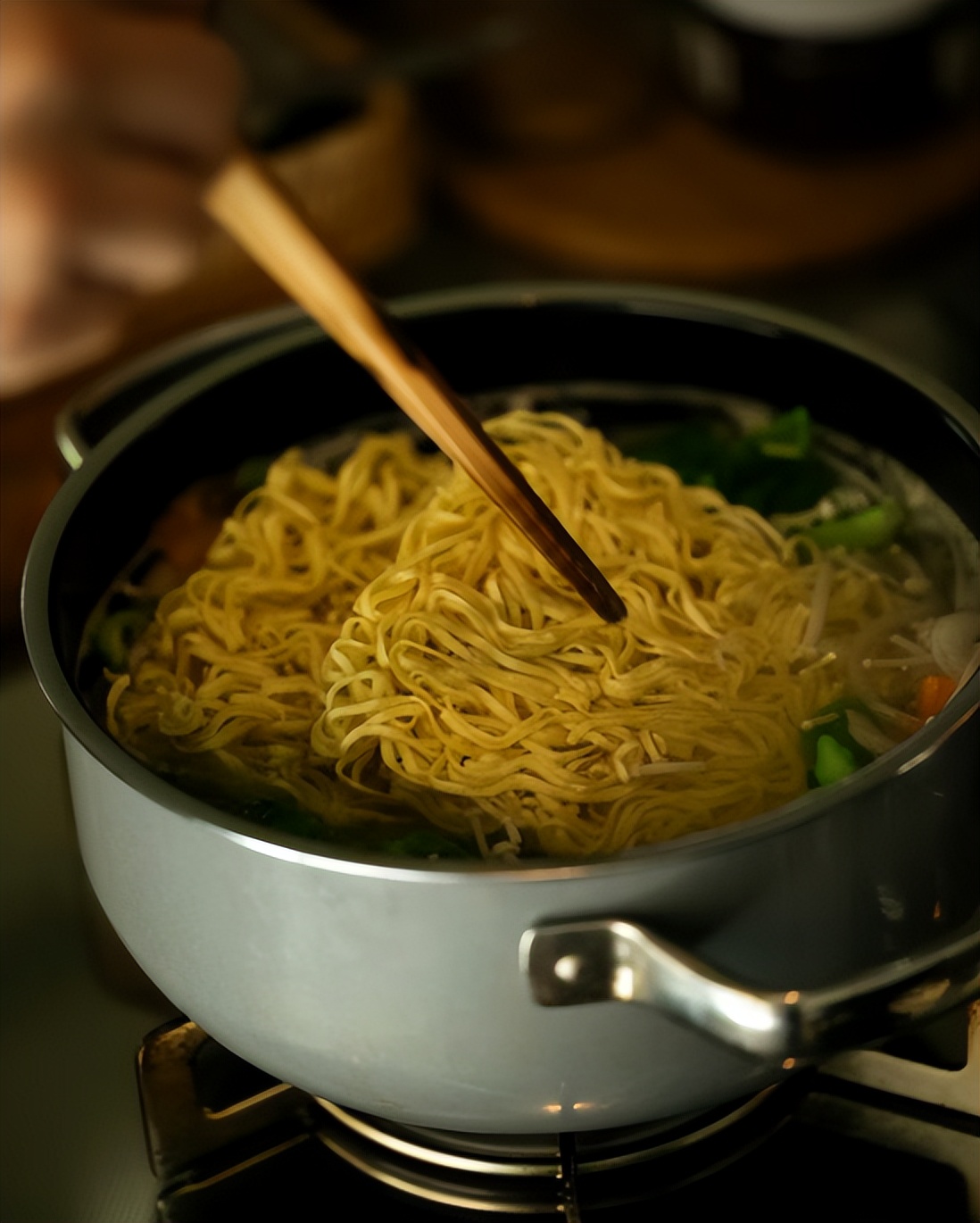 Sau nhiều năm t&iacute;ch lũy, t&ocirc;i mua được căn nh&agrave; nhỏ của ri&ecirc;ng m&igrave;nh: Tự nấu những bữa ngon, t&ocirc;i dần biến cuộc sống th&agrave;nh một b&agrave;i thơ- Ảnh 2.