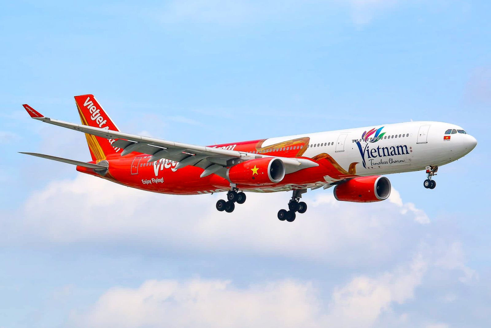 Vietjet v&agrave; Satair trao Thoả thuận chiến lược ph&aacute;t triển chuỗi cung ứng h&agrave;ng kh&ocirc;ng tại Vietnam- Ảnh 2.