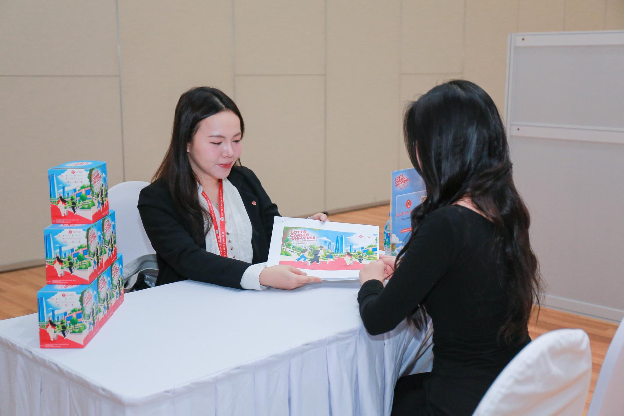 LOTTE Career UNI-verse 2026: LOTTE đưa cơ hội việc làm đến hàng loạt trường đại học Hà Nội- Ảnh 4.