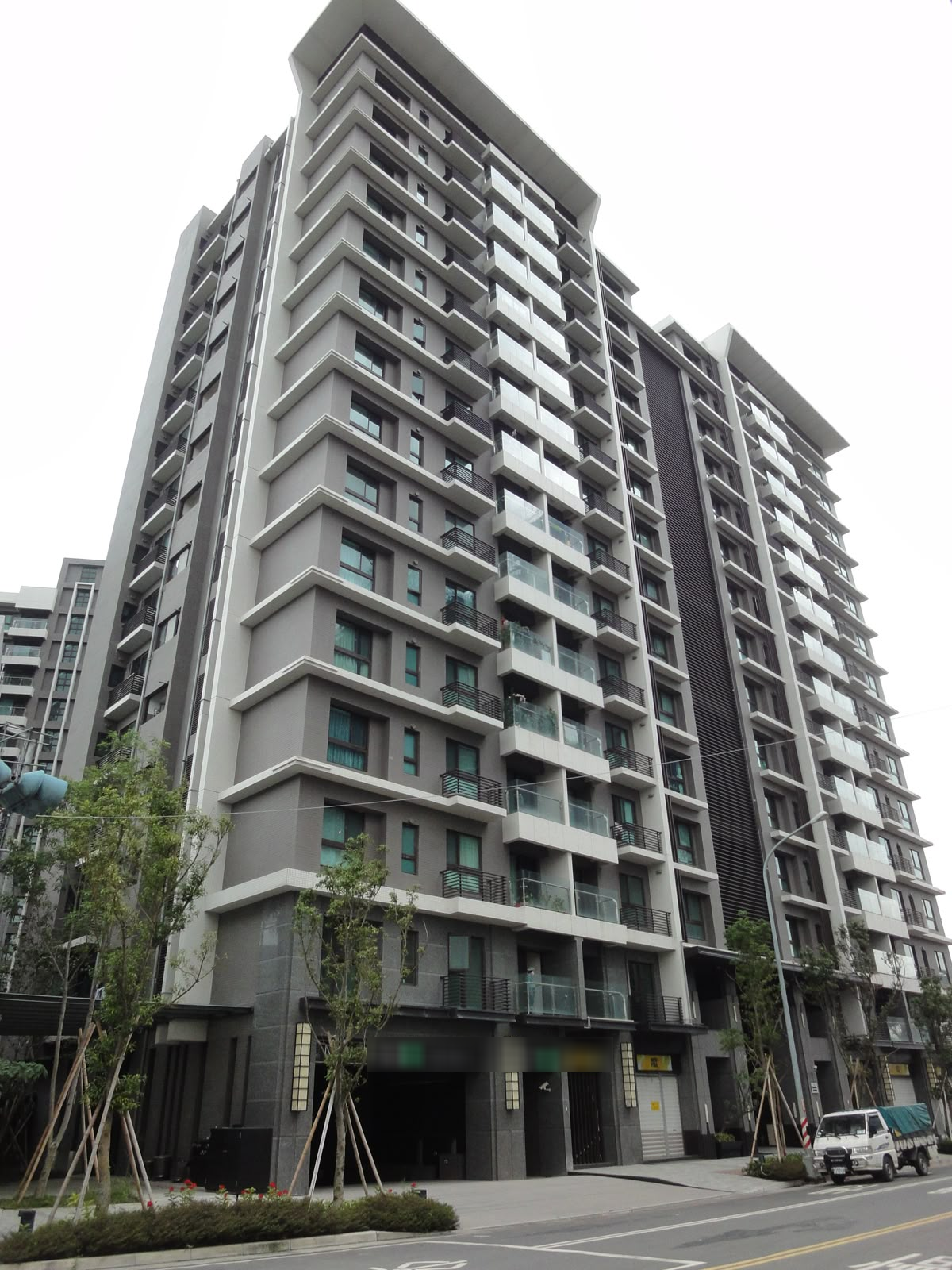 Vợ chồng H&agrave; Nội thu nhập 55 triệu/th&aacute;ng, tự tin mua nh&agrave; 3,4 tỷ, đến l&uacute;c hạ thu nhập, cộng th&ecirc;m l&atilde;i suất thả nổi mới thấy khoản vay 2 tỷ đ&aacute;ng sợ thế n&agrave;o- Ảnh 1.