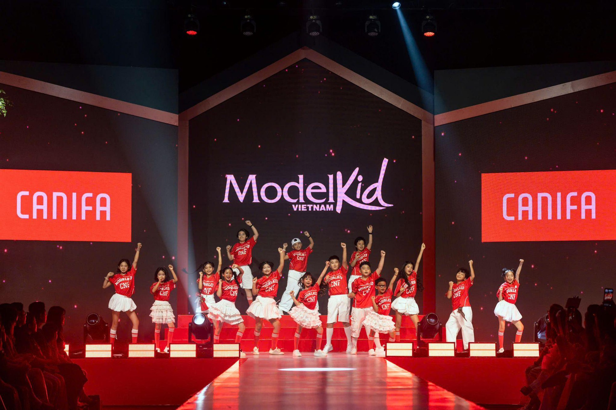Model Kid Vietnam 2026 kh&eacute;p lại h&agrave;nh tr&igrave;nh đầy cảm x&uacute;c với những dấu ấn ấn tượng - Ảnh 5.
