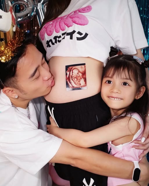 Fansie Family báo tin vui sau "những ngày tháng suy sụp", đợi đủ 3 tháng mới dám khoe: "Ánh nắng đã trở lại"- Ảnh 1.