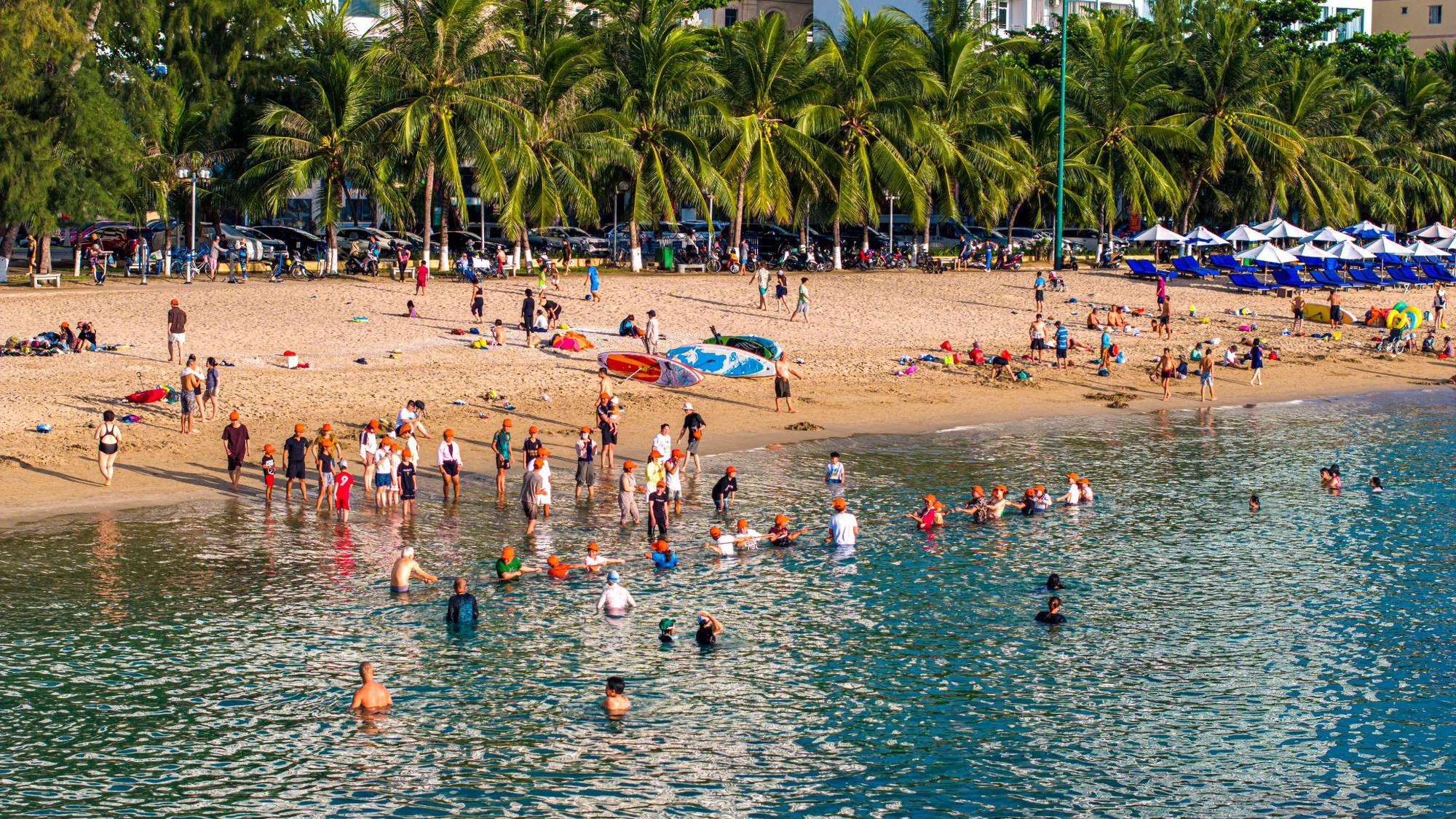 Bất động sản d&ograve;ng tiền n&agrave;o hưởng lợi tại Nha Trang khi miễn visa kh&aacute;ch đo&agrave;n Trung Quốc?- Ảnh 2.
