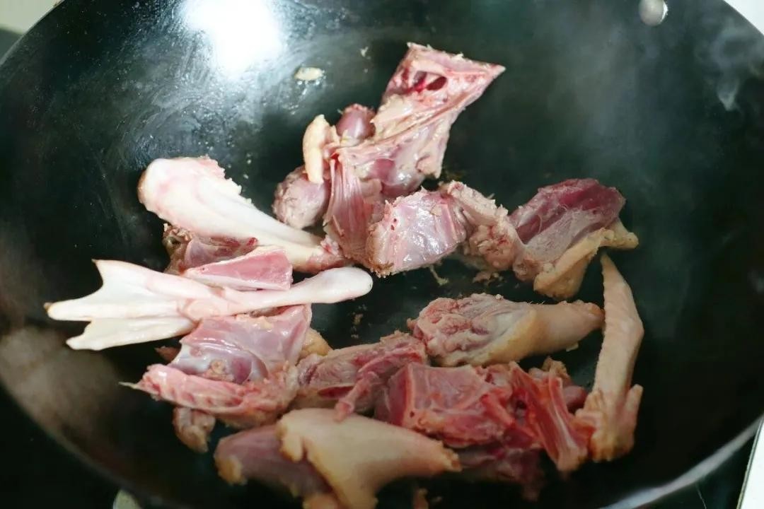 Món thịt hấp này bạn nên ăn vào bữa cơm mùa thu: Ngon, dễ nấu lại bổ âm, dưỡng ẩm cơ thể rất tốt- Ảnh 3.