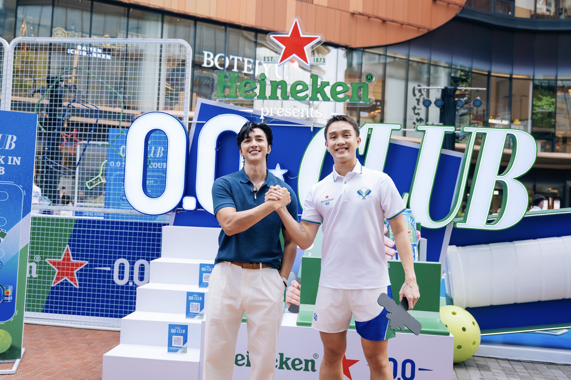 Heineken 0.0 CLUB bất ngờ xuất hiện tại Hanoi Centre: Khi Thủ đ&ocirc; nhập trận giao hữu tạo kết nối mới- Ảnh 3.